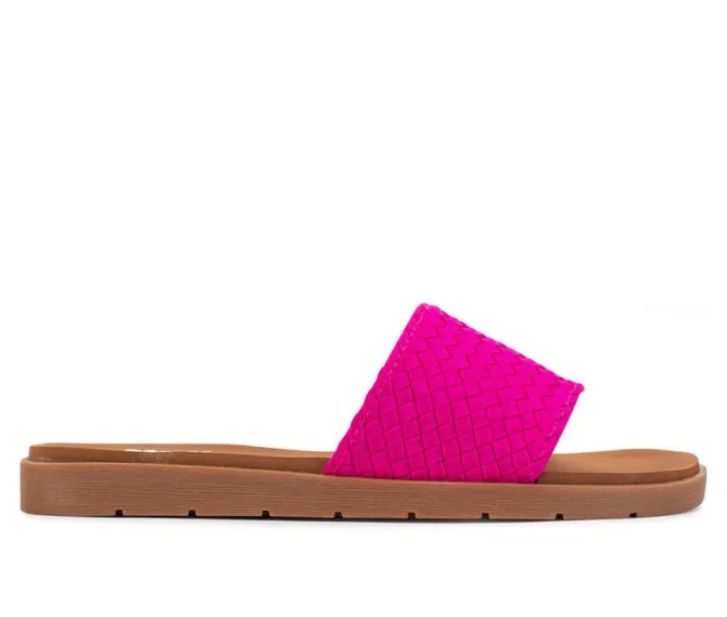 Women's Yellow Box Fenny Sandals
