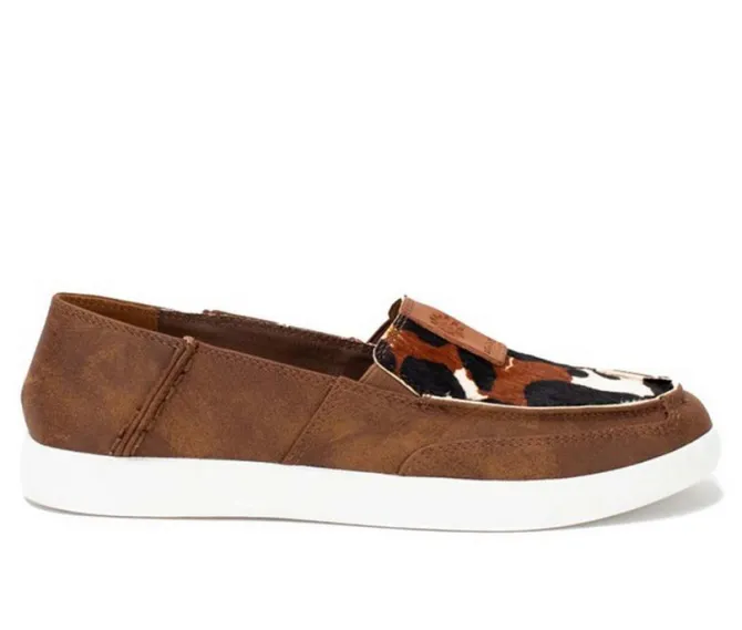 Women's Yellow Box Oleviah Slip-On Shoes